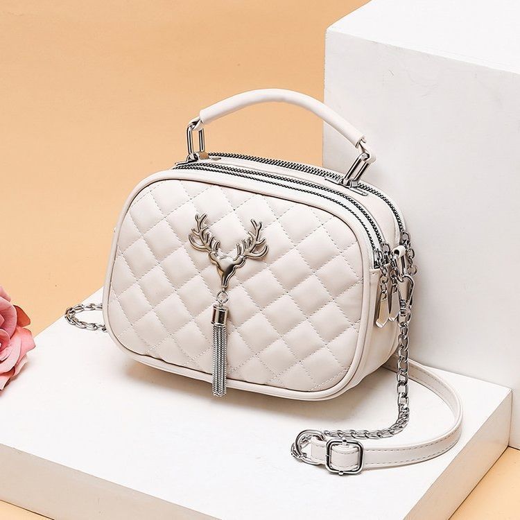 Quilted Chain Shoulder Bag | Black